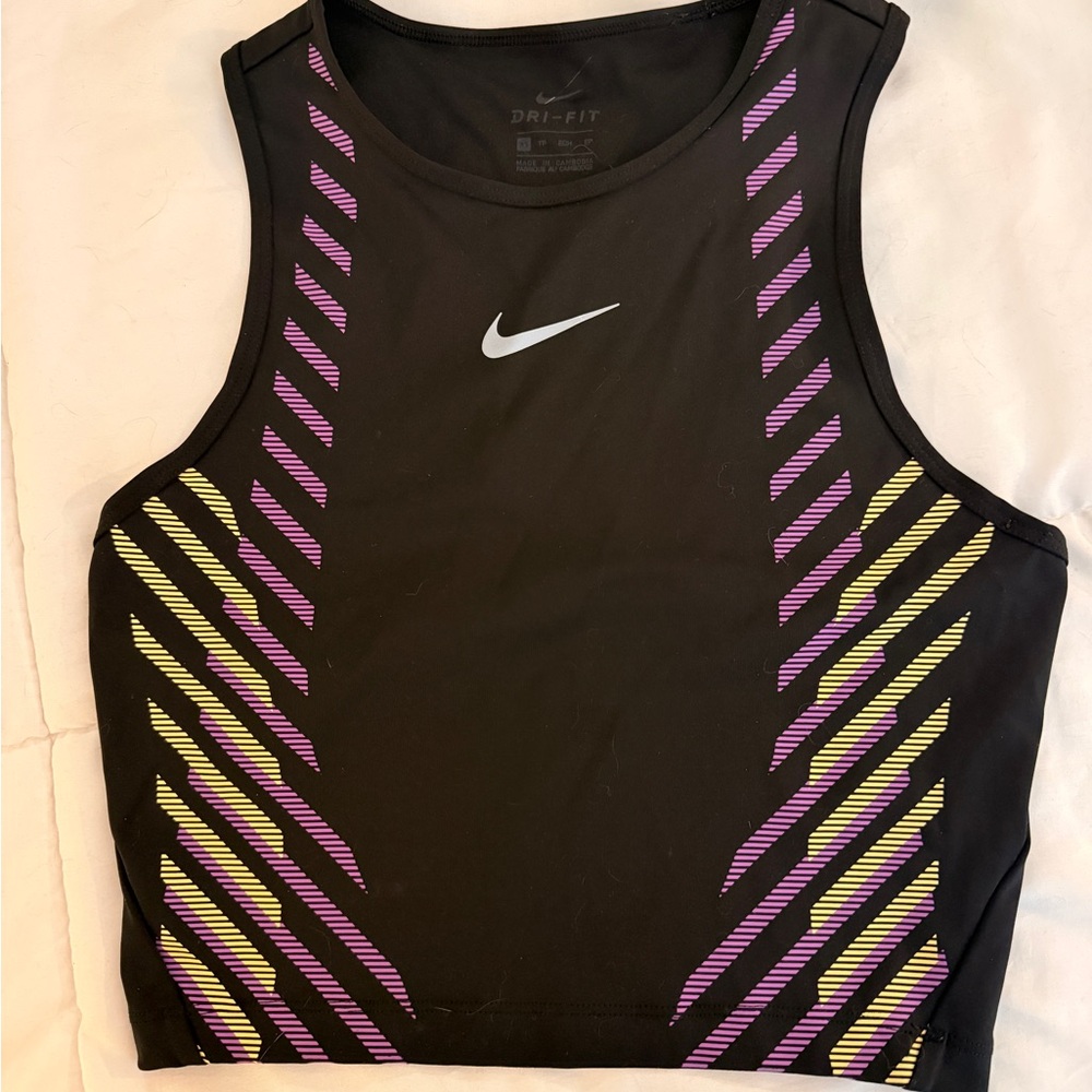 Nike Crop tank